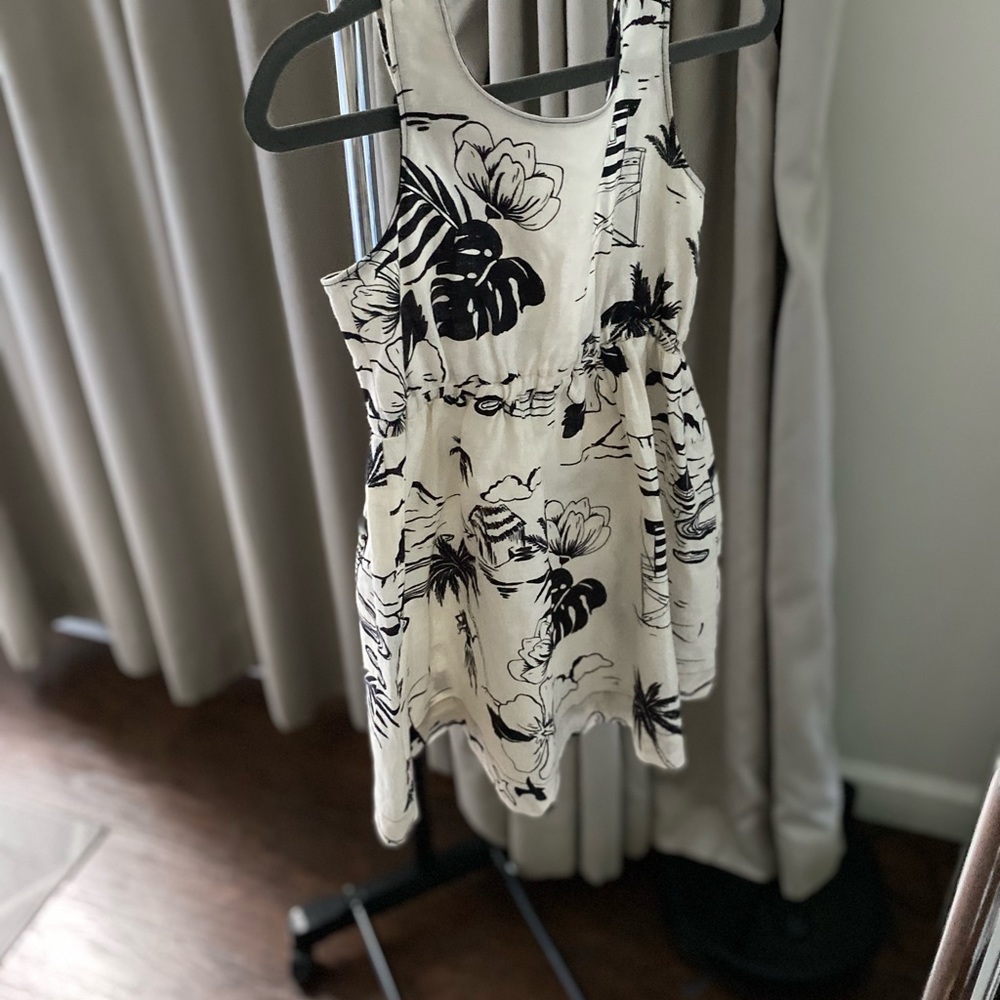 Size 6 Zara Little Girl’s Dress